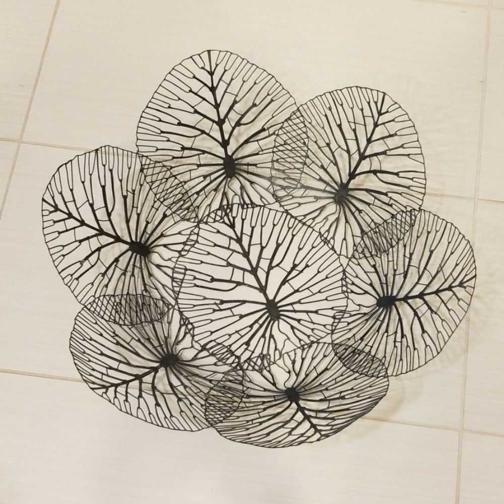 Large tabletop accessory